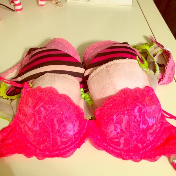 VS Bras!