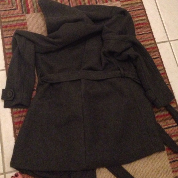 Winter coat - Picture 3 of 4