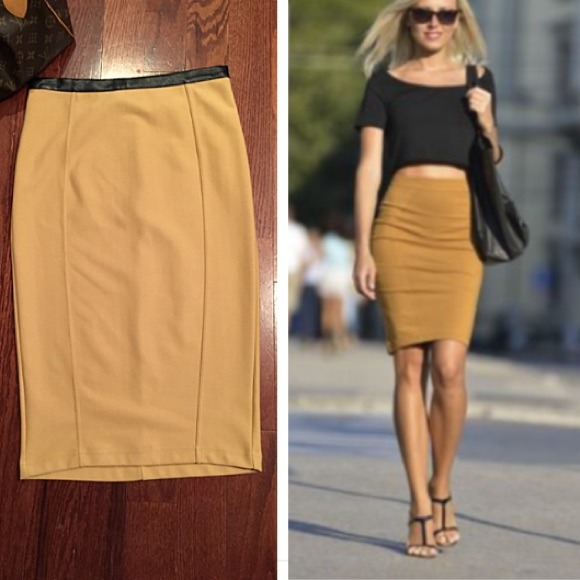 Topshop Dresses & Skirts - Topshop Camel Pencil Skirt