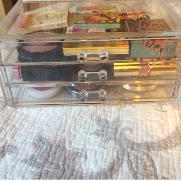 ISO - Picture 2 of 4