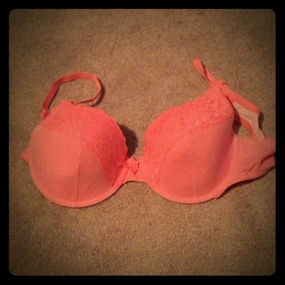 40C coral bra