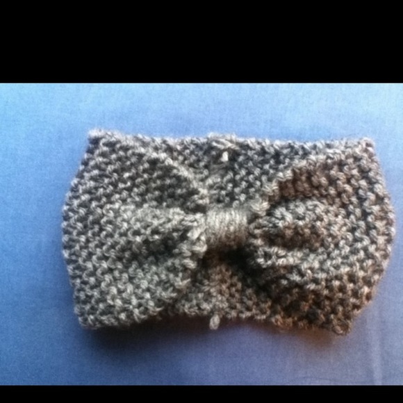 Hand knitted heather grey faux bow headband