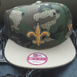 Saint snapback