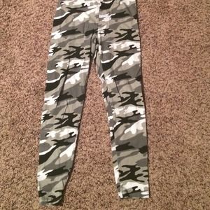 Camo grey scale army leggings