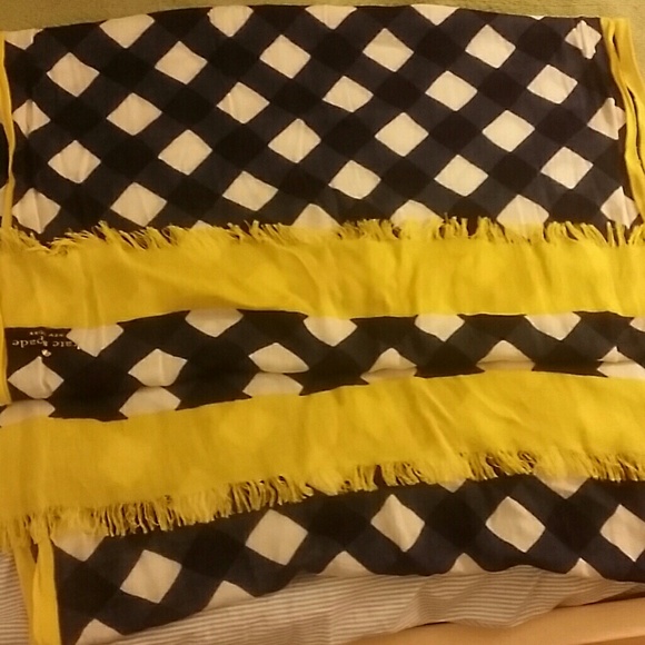 Kate spade scarve