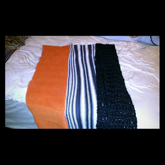 3 warm winter scarfs