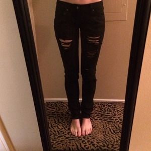 NEW ripped black skinny jeans