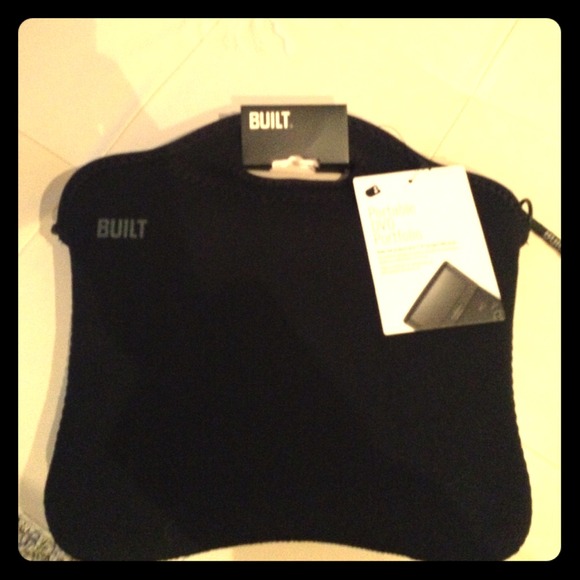 BUILT neoprene bag