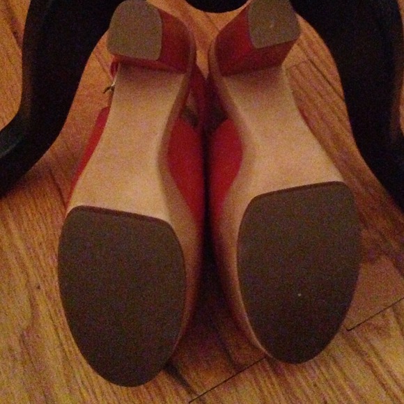 Coach Petrina Platform Shoe - Picture 3 of 3