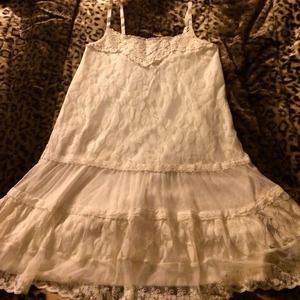 Cream / white lace dress