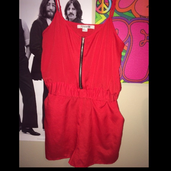 This is a red romper from Forever 21 !! - Picture 3 of 3
