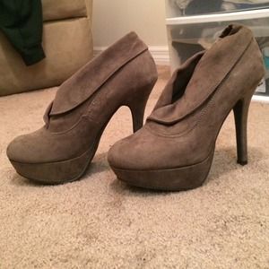 Light brown suede-like heels!
