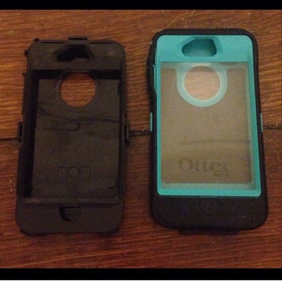 IPhone 4s Otter box, with extra hard case!