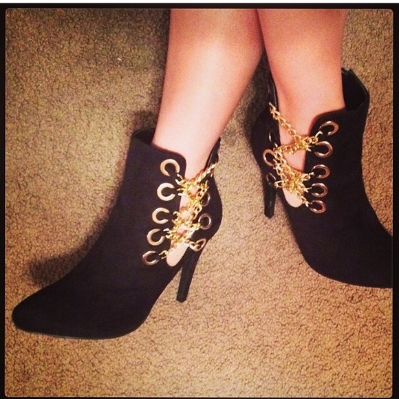 Chained Boots