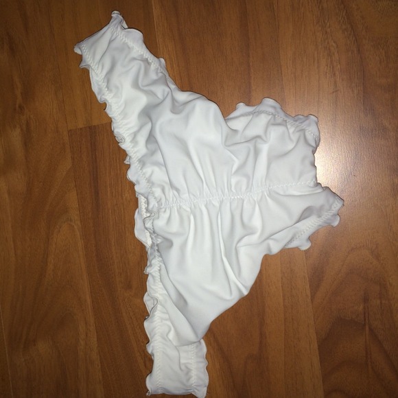 VS pink ruffled cheeky swim suit bottoms