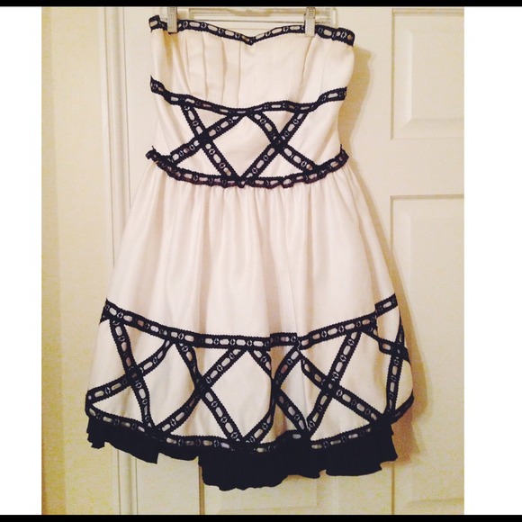 Cream and Black Lace Formal Dress