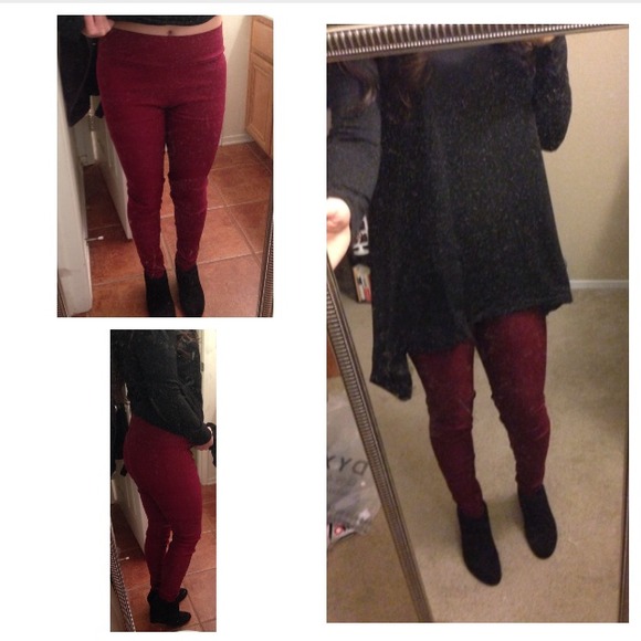 ❌Sold Highwaisted Burgundy Pants/Leggings - Picture 2 of 3