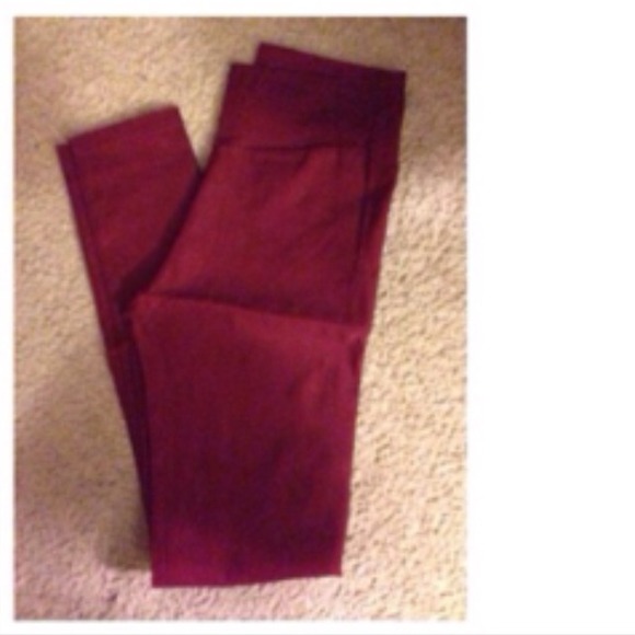 ❌Sold Highwaisted Burgundy Pants/Leggings - Picture 3 of 3
