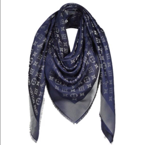 Louis Vuitton Accessories - Louis Vuitton shine shawl scarf.thick