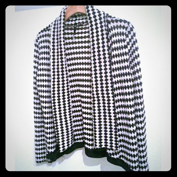 Diamond Checkered Cardigan