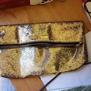 Gold clutch