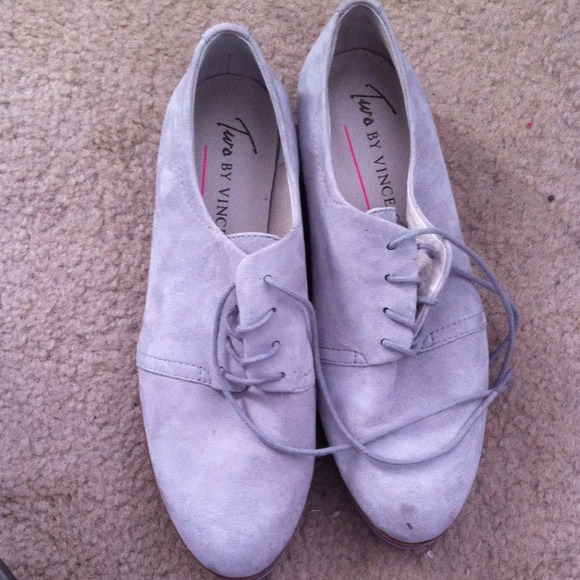 Vince Camuto oxfords only worn once