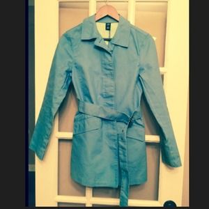 Gap Trench Coat, great condition.