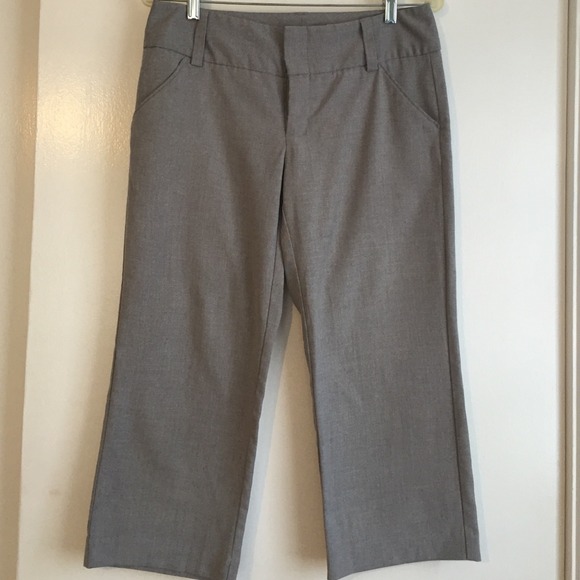Daisy Fuentes Capris