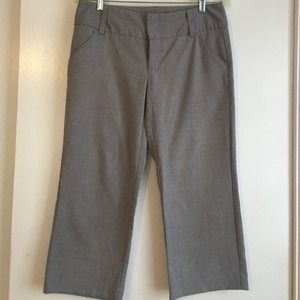 Daisy Fuentes Capris