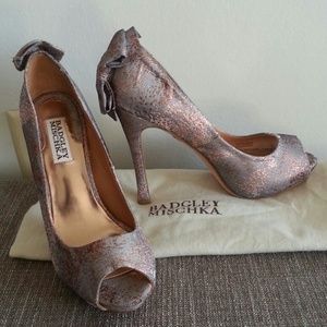 Badgley Mischka 7.5 heels
