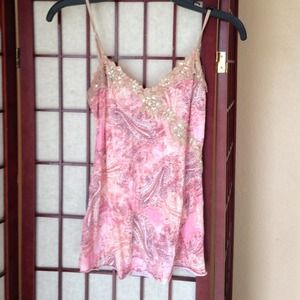 Feminine pink tank top