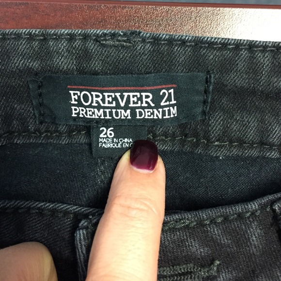 SOLD!!! Forever21 skinny jeans - Picture 2 of 3