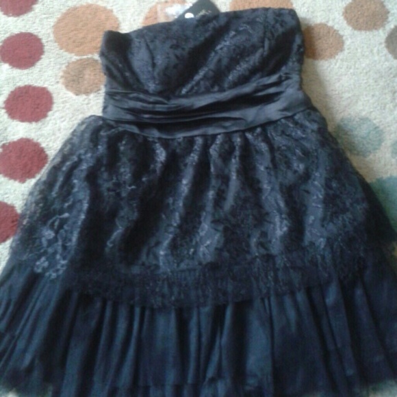 Short black lace dress