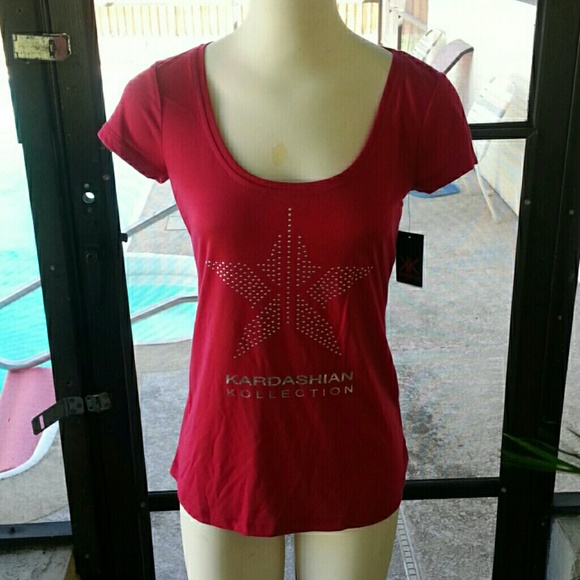 SOLD Kardashian top - Picture 2 of 3