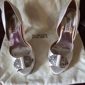 Badgley Mischka heels