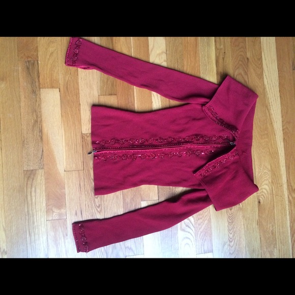 Cache Sweater - Picture 4 of 4