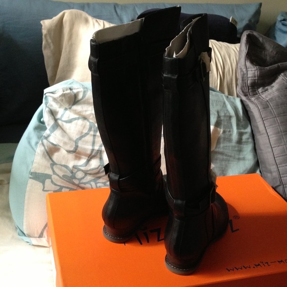 BNWT Miz Mooz "Pauline" Black Leather Boots sz6 - Picture 4 of 4