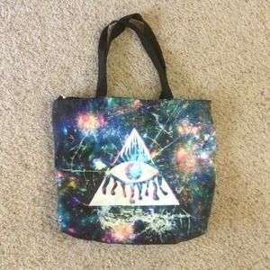Tote bag