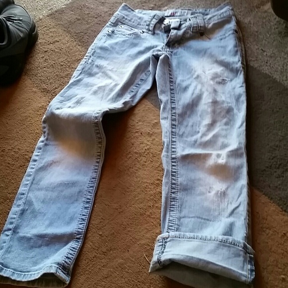 Capris - Picture 4 of 4