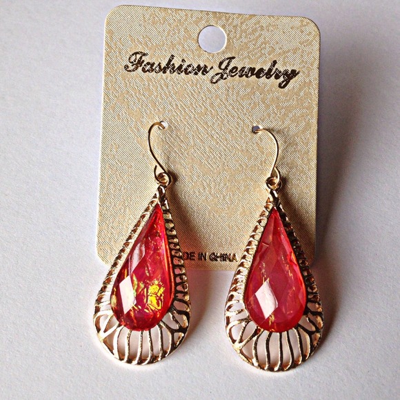 ❗️🚫SOLD❗️Opalescent Radiance Earrings - Picture 2 of 2