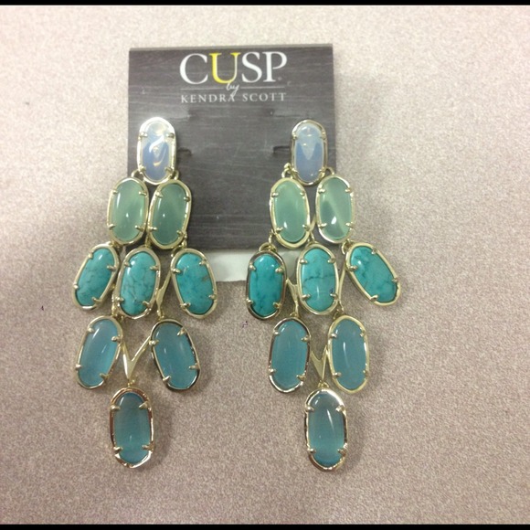 Kendra Scott Jewelry Nwt Embry Chandelier Earrings Poshmark Nwt Kendra Scott Embry Chandelier Earrings