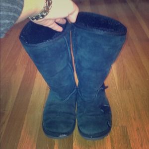 Authenic Black high UGG boots