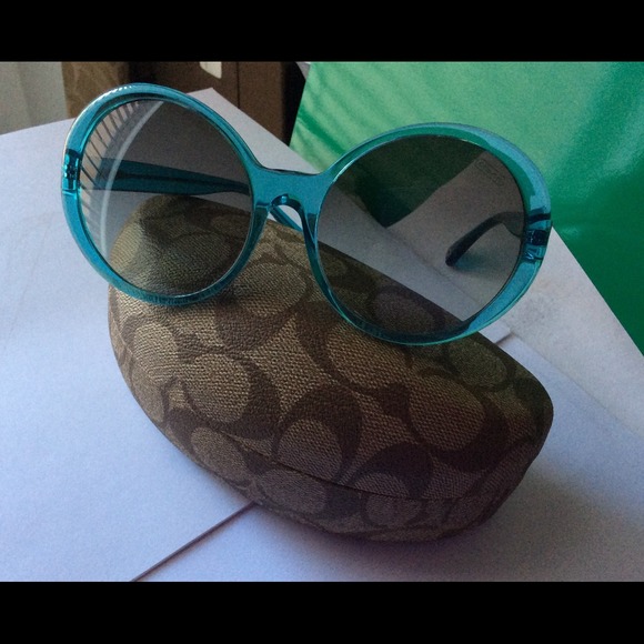 SOLD‼️COACH PATTY TRANSPARENT TURQOUISE SUNGLASSES - Picture 2 of 4