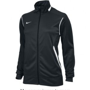 Nike women's zip up jacket