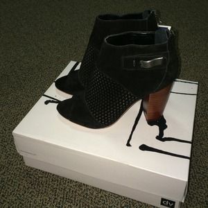 Dolce Vita Marana Booties!