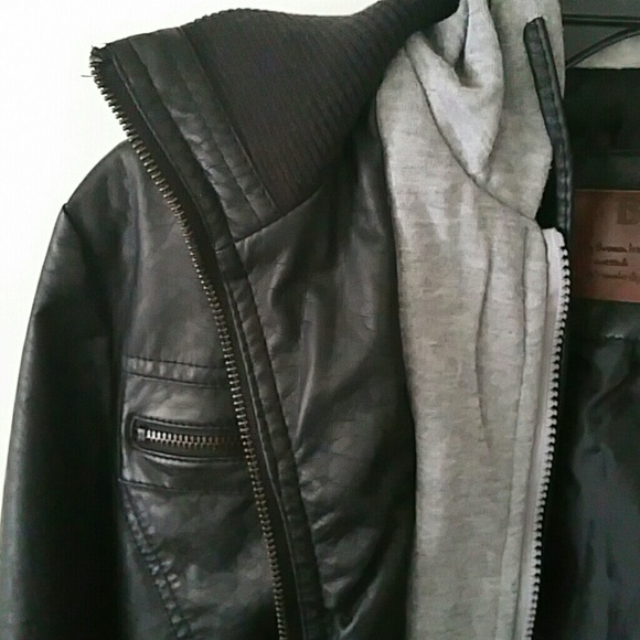 Jacket ,almost new - Picture 3 of 3