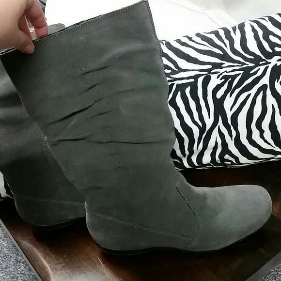 Naturalizer grey boots