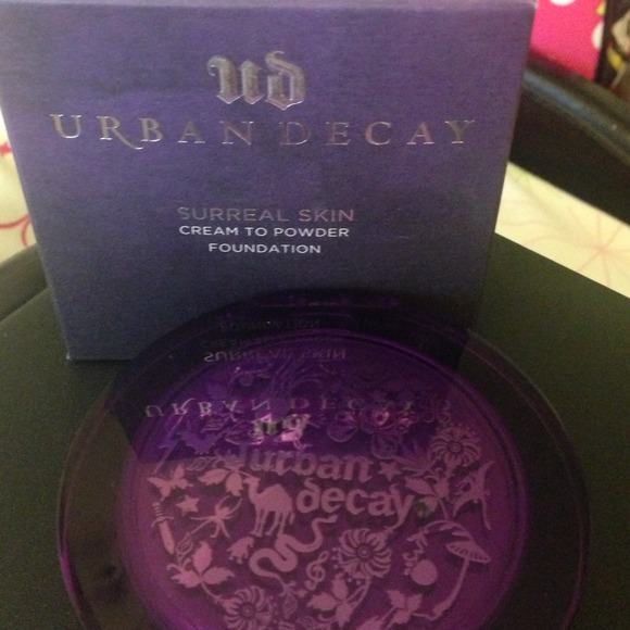 Urban Decay Trance Surreal Cream Powder in Trance