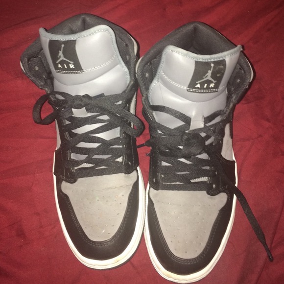 Jordan shadows cool grey