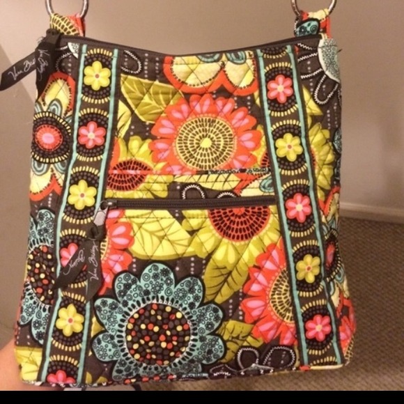 Vera Bradley Hipster - Picture 2 of 3